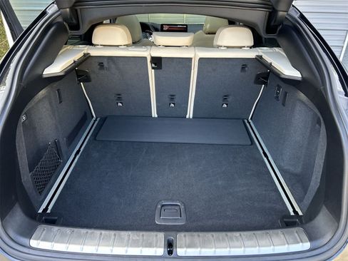 Used 2022 BMW X4 xDrive30i w/ Convenience Package image 19