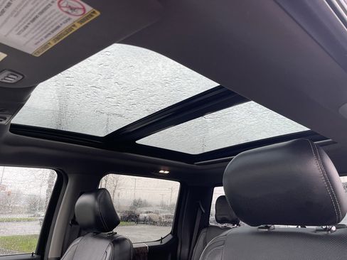 Used 2017 Ford F350 Lariat w/ Lariat Ultimate Package image 8