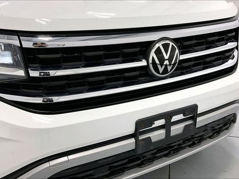 Used 2021 Volkswagen Atlas Cross Sport SE FWD image 34