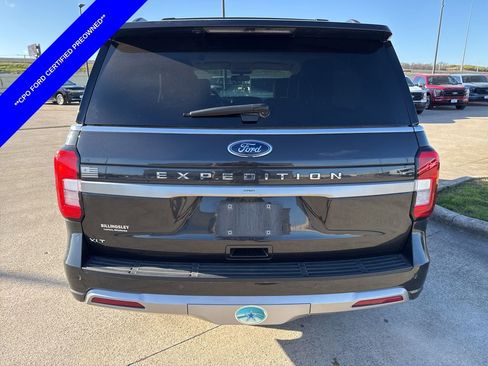 Used 2023 Ford Expedition XLT image 9