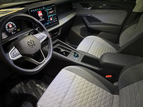 New 2025 Volkswagen Tiguan S image 22