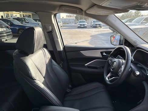 Certified 2025 Acura MDX SH-AWD image 12