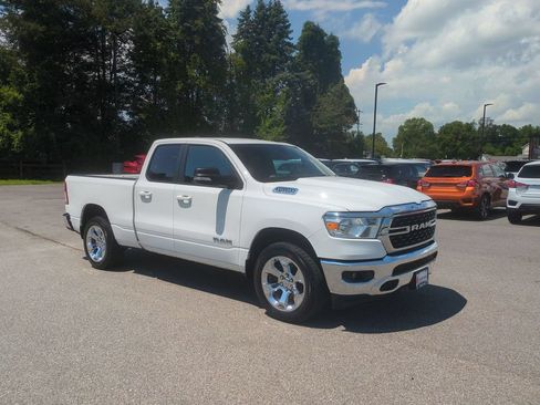 Used 2022 RAM 1500 Big Horn AWD/4WD image 3