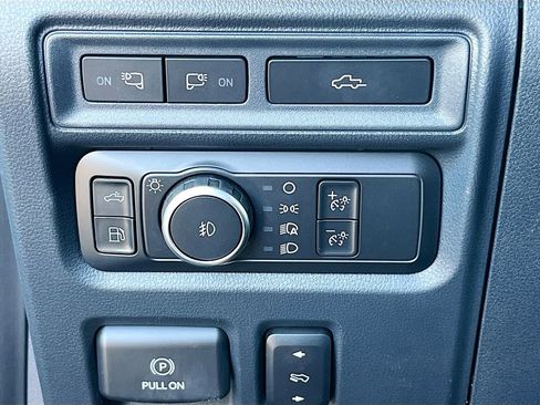 Used 2022 Ford F150 Lariat w/ Equipment Group 502A High RWD image 10