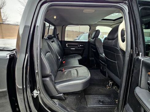 Used 2016 RAM 1500 Laramie w/ Convenience Group image 9