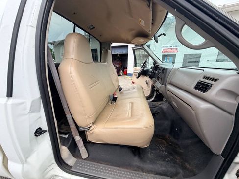 Used 1999 Ford F250 XL RWD image 50