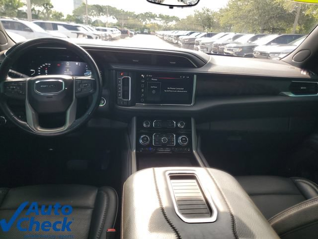 Used 2022 GMC Yukon XL Denali w/ Denali Ultimate Package AWD/4WD image 17