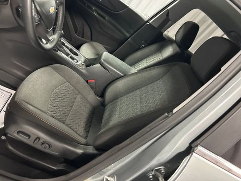 Used 2024 Chevrolet Equinox LT w/ LPO, Floor Liner Package image 12