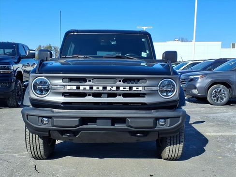 Used 2022 Ford Bronco Big Bend image 2