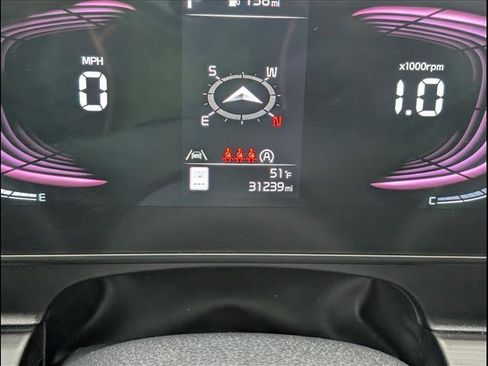 Used 2025 Kia Sportage EX w/ Premium Package image 21