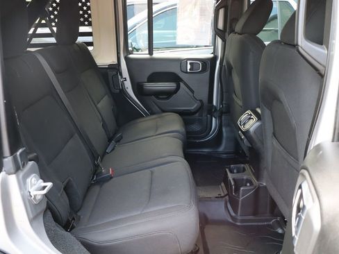 Used 2018 Jeep Wrangler Unlimited Sport S AWD/4WD image 44