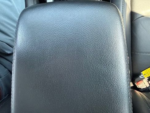 Used 2020 Jeep Wrangler Unlimited Sahara AWD/4WD image 34