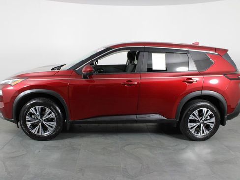 Certified 2022 Nissan Rogue SV FWD image 12