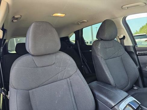 Used 2023 Hyundai Tucson SE AWD/4WD image 3
