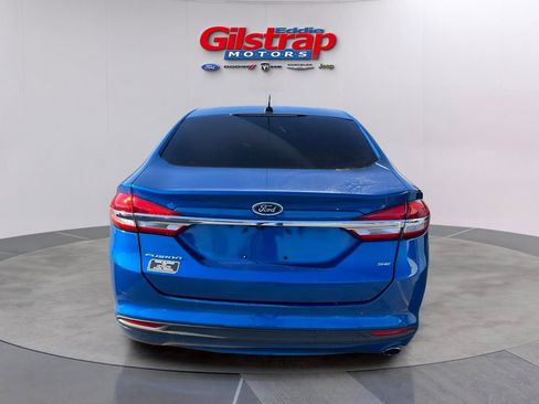 Used 2017 Ford Fusion SE image 3