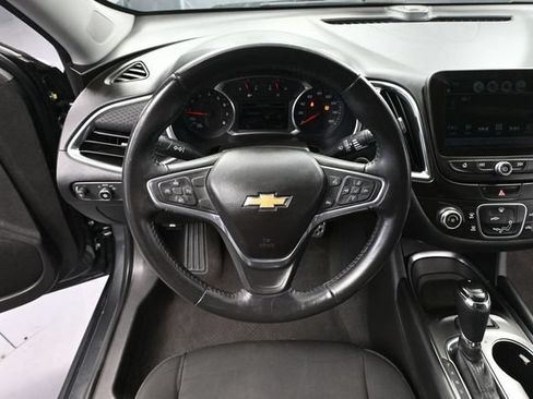Used 2016 Chevrolet Malibu LT FWD image 24