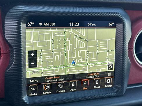 Used 2023 Jeep Wrangler Unlimited Rubicon 4xe image 21