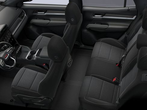 New 2026 GMC Terrain Elevation w/ LPO, Floor Liner Package image 32
