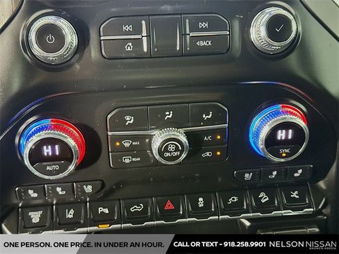 Used 2022 GMC Sierra 2500 AT4 w/ AT4 Premium Plus Package image 16