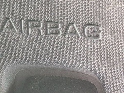 Used 2018 Ford F150 XLT w/ Equipment Group 302A Luxury RWD image 12