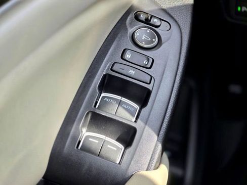 Used 2020 Honda Accord Touring image 37