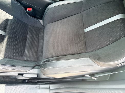 Used 2024 Toyota GR86 Premium image 18