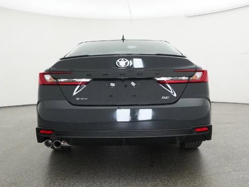 New 2026 Toyota Camry SE image 23