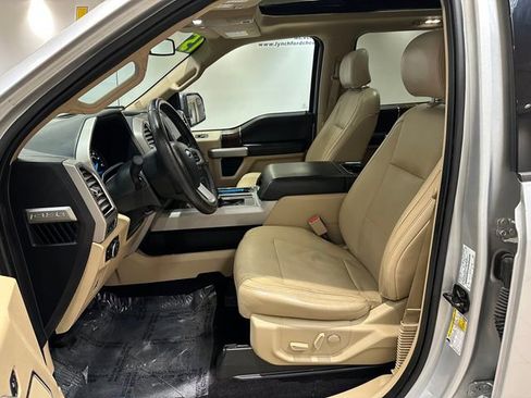 Used 2015 Ford F150 Lariat image 7