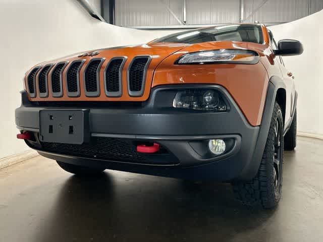 Used 2016 Jeep Cherokee Trailhawk AWD/4WD image 28