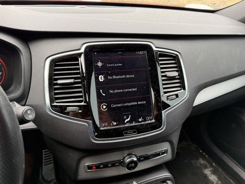 Used 2016 Volvo XC90 T6 R-Design w/ Vision Package image 6