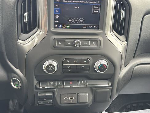 Certified 2025 GMC Sierra 3500 Pro image 32