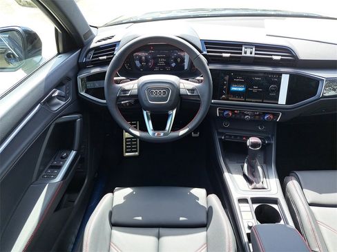 New 2025 Audi Q3 2.0T Premium Plus image 23