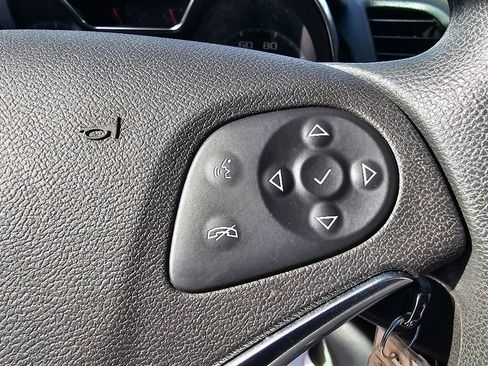 Used 2017 Chevrolet Impala LS image 22