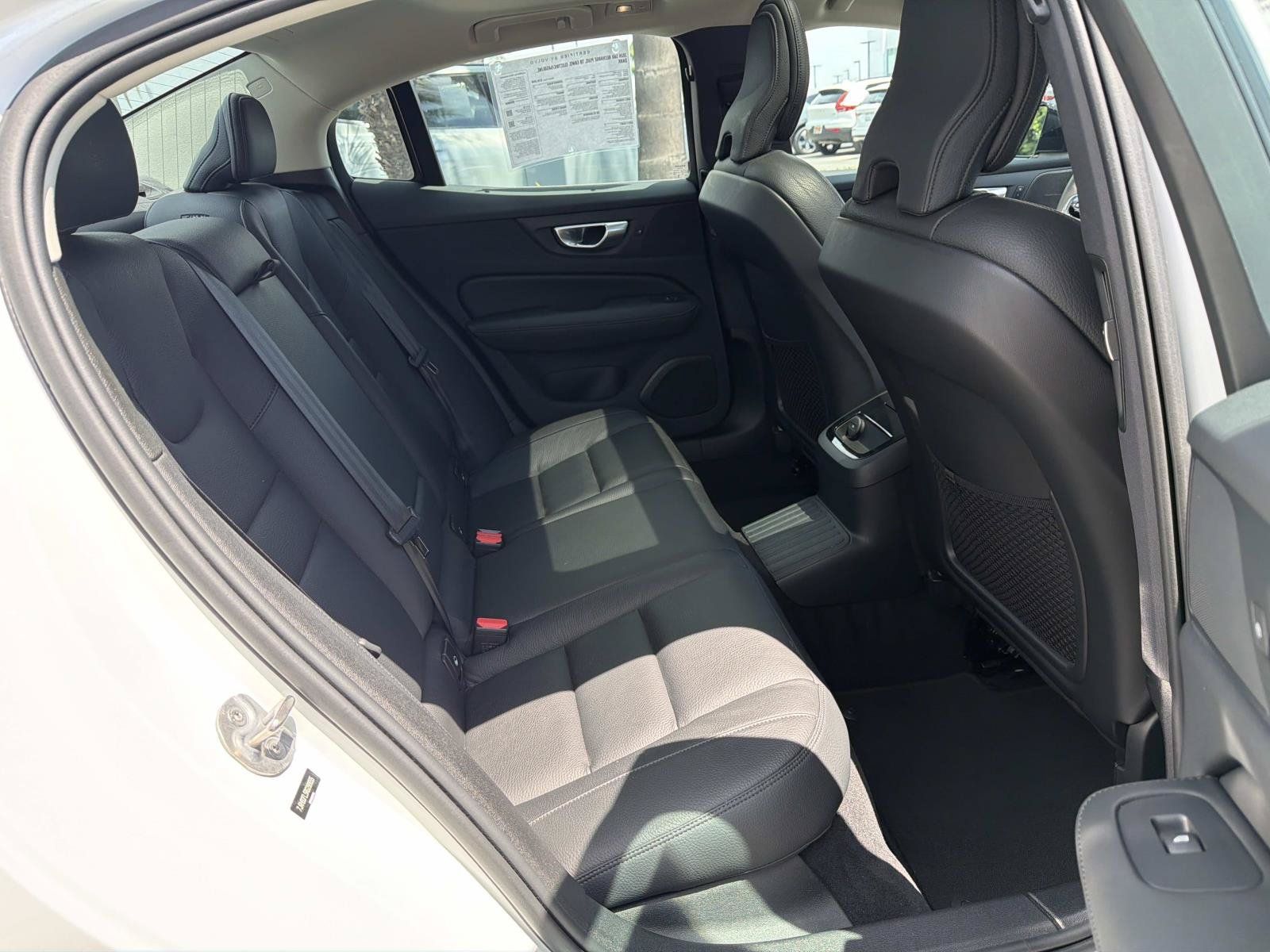 Certified 2024 Volvo S60 T8 Plus AWD/4WD image 24