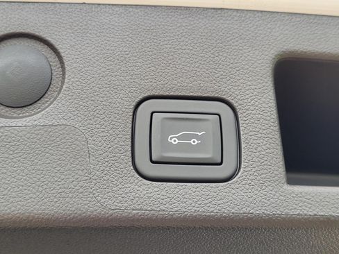 New 2026 GMC Terrain Denali AWD/4WD image 9