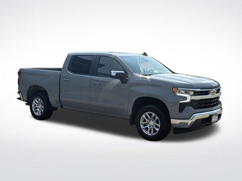 Certified 2024 Chevrolet Silverado 1500 LT AWD/4WD image 9