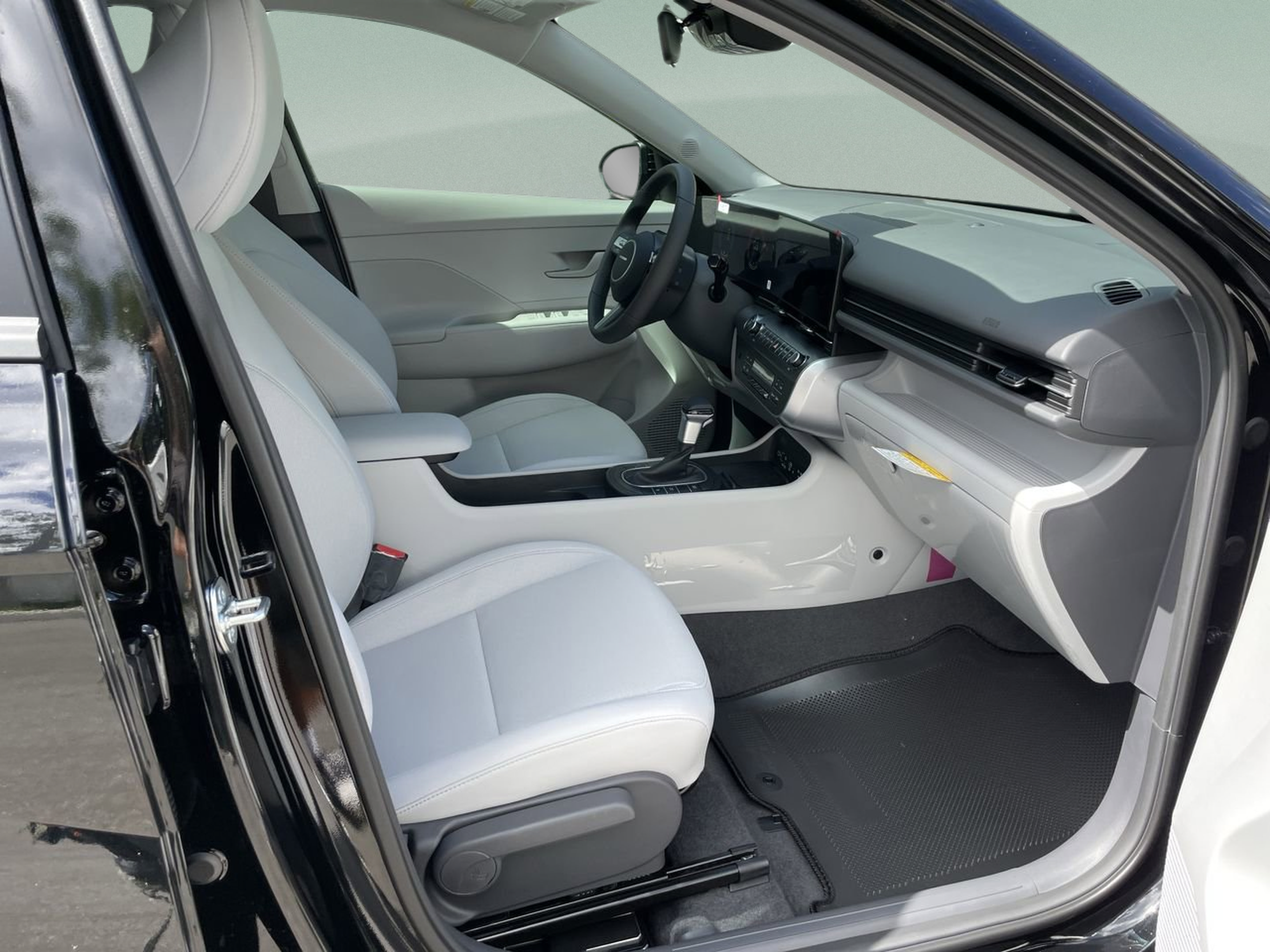 Certified 2026 Hyundai Kona SEL Sport FWD image 17
