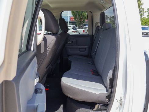 Used 2024 RAM 1500 Classic SLT AWD/4WD image 9