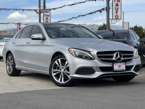 Used 2016 Mercedes-Benz C 300 4MATIC Sedan image 3