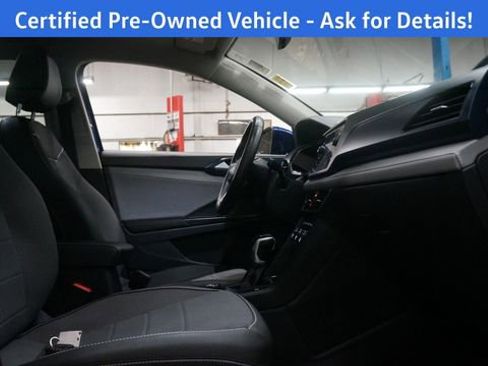 Certified 2024 Volkswagen Taos SE image 48