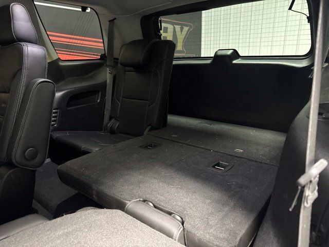 Used 2019 GMC Yukon Denali w/ Denali Ultimate Package AWD/4WD image 15