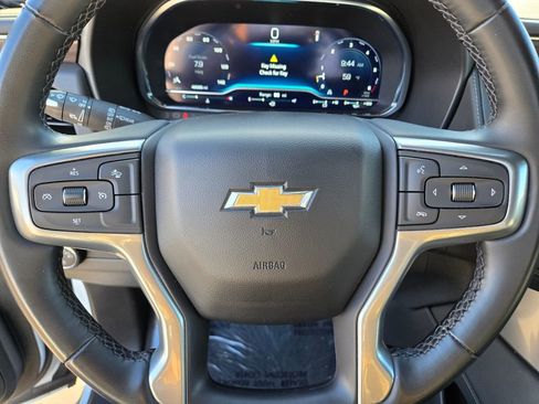 Used 2024 Chevrolet Suburban LT image 22