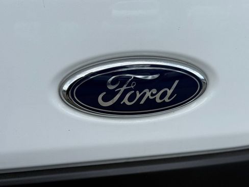 Used 2025 Ford Transit 250 Low Roof w/ Exterior Upgrade Package RWD image 9