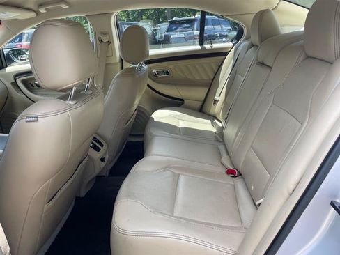 Used 2014 Ford Taurus Limited FWD image 11