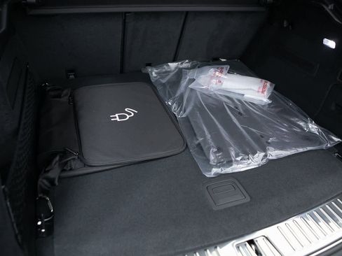 New 2026 Porsche Cayenne S image 32