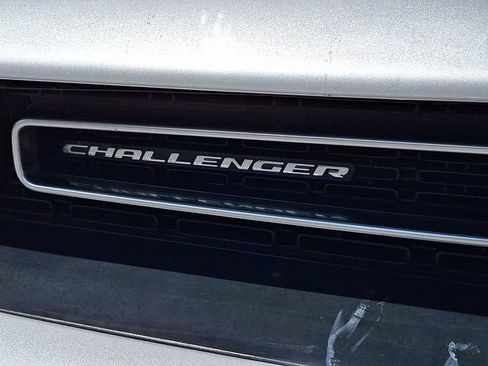 Used 2020 Dodge Challenger SXT w/ Driver Convenience Group AWD/4WD image 30