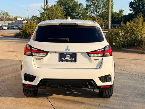 Used 2021 Mitsubishi Outlander Sport LE FWD image 4