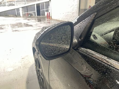 Certified 2025 Nissan Sentra SR w/ Midnight Edition image 36