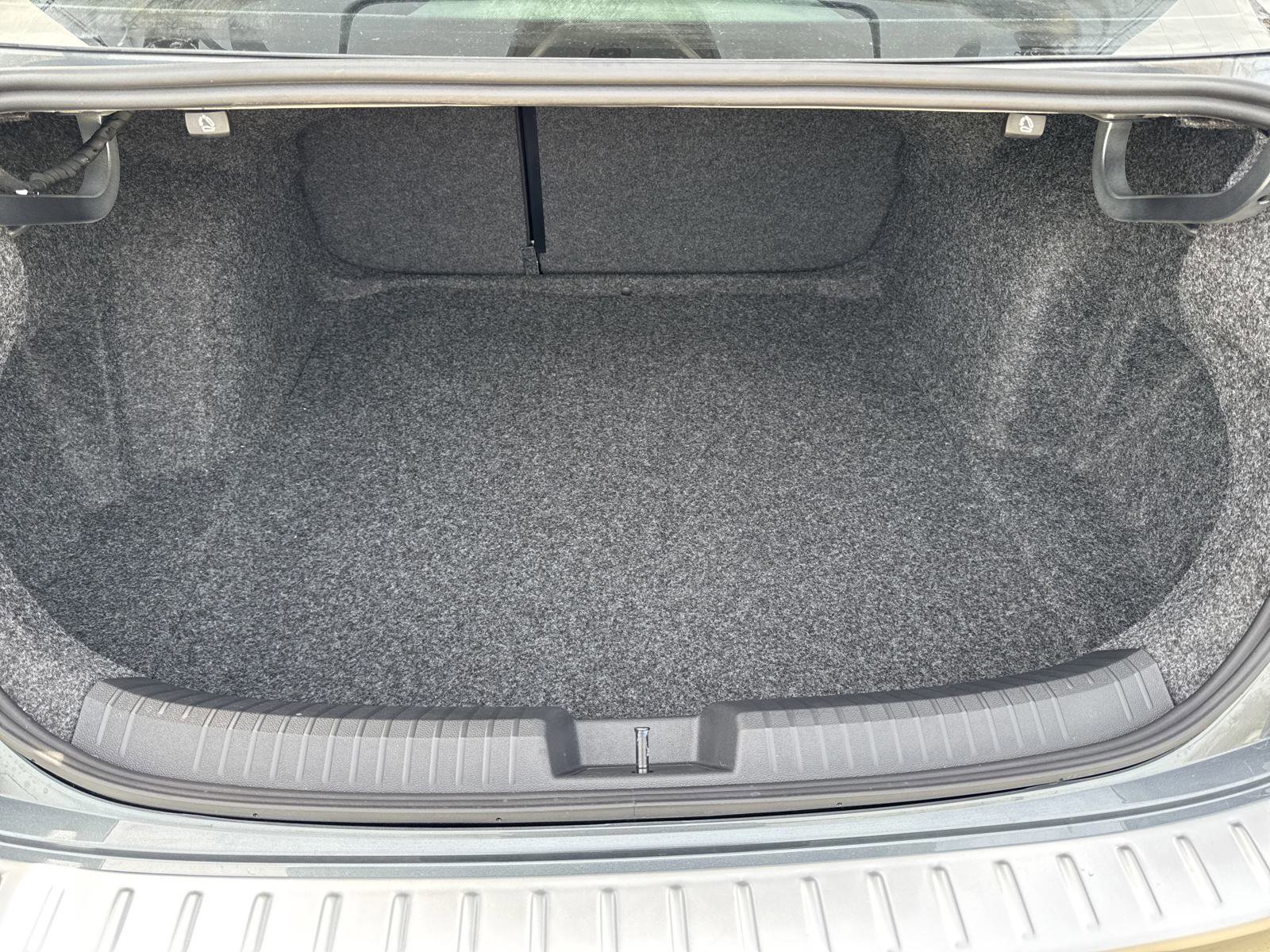 Used 2026 Volkswagen Jetta Sport FWD image 48