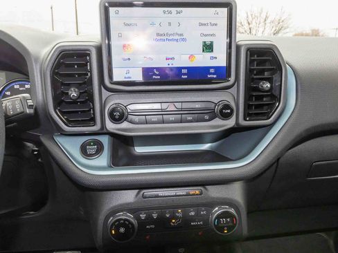 Used 2021 Ford Bronco Sport Badlands image 21